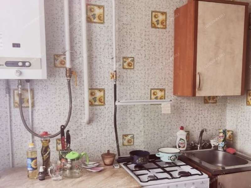 однокомнатная квартира на улице Героя Советского Союза Поющева дом 7