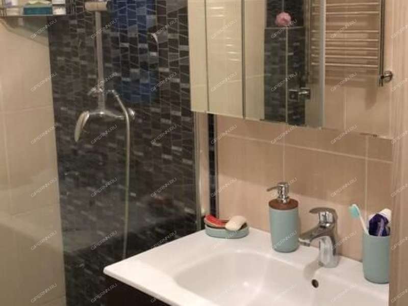 однокомнатная квартира на улице Крылова дом 2