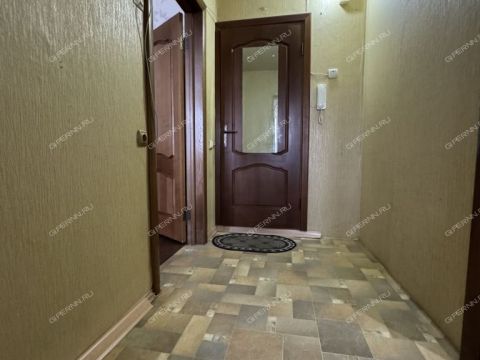 1-komnatnaya-ul-strokina-d-18 фото