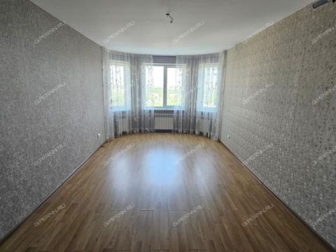 2-komnatnaya-ul-nizhne-pecherskaya-d-15 фото