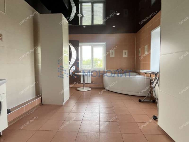 здание под недвижимость под салоны красоты, недвижимость для спорта, фитнеса на садоводческое товарищество Маяк тер