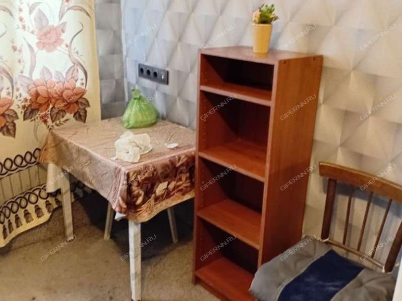 комната в доме 17 на Путейской улице