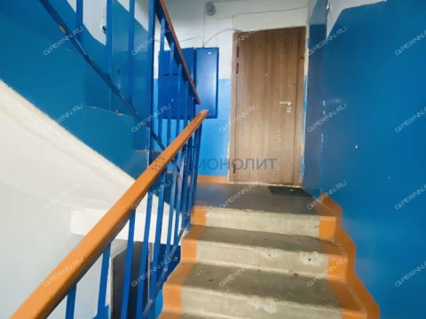 1-komnatnaya-ul-krylova-d-5b фото