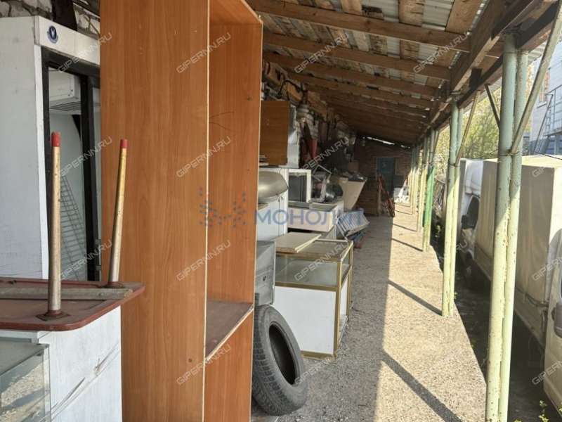 имущественный комплекс под склад, производственную площадь на улице Маршала Голованова