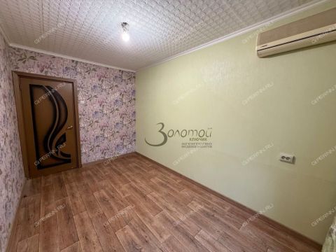 2-komnatnaya-ul-politboycov-d-10 фото