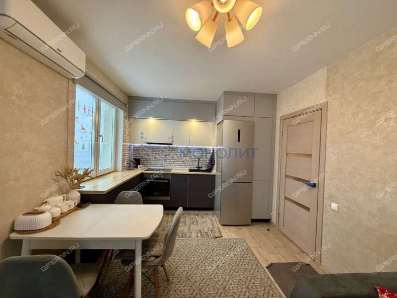 трёхкомнатная квартира на улице Цветочная дом 13 к1