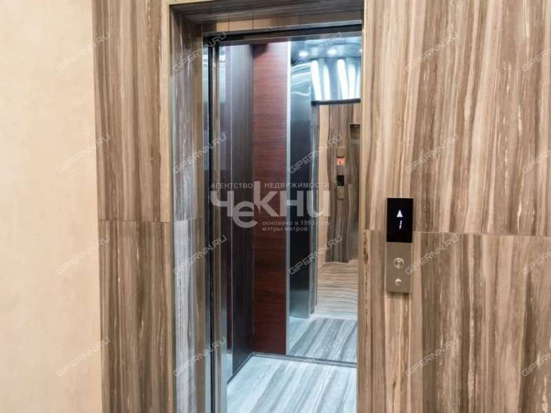 трёхкомнатная квартира на улице Сергея Акимова дом 50