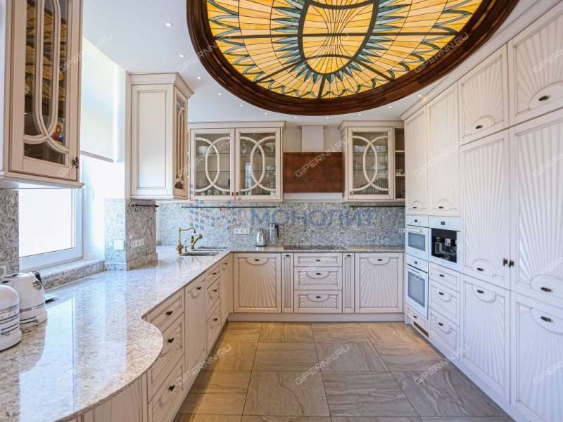 четырёхкомнатная квартира на Сергиевской улице дом 8