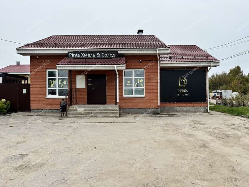помещение под торговую площадь на Озёрной улице деревня Крутая