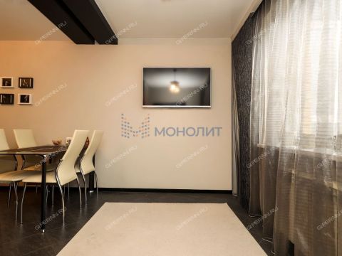 2-komnatnaya-nab-volzhskaya-d-8 фото