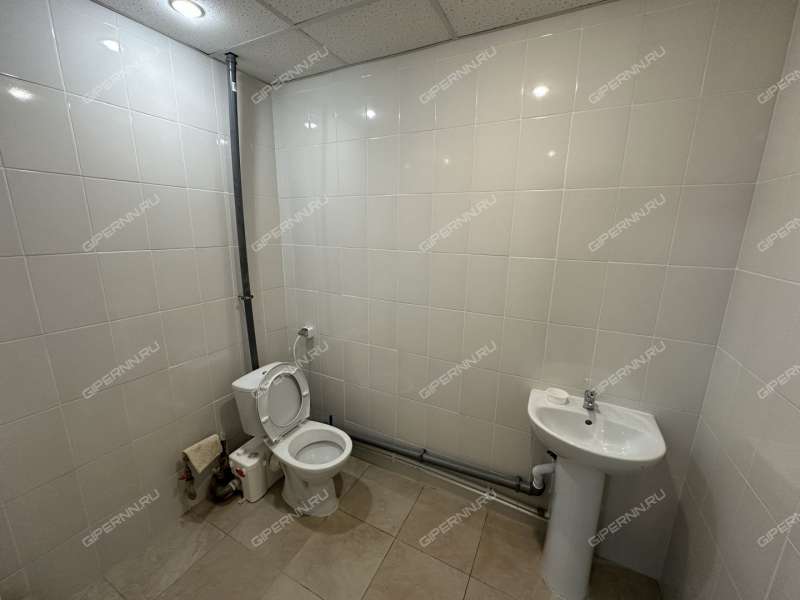 помещение под помещение свободного назначения на Московском шоссе