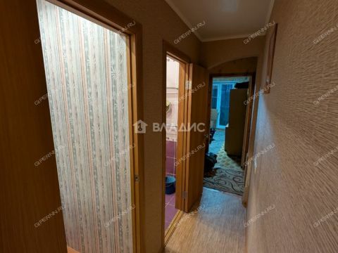 2-komnatnaya-ul-germana-lopatina-d-14 фото