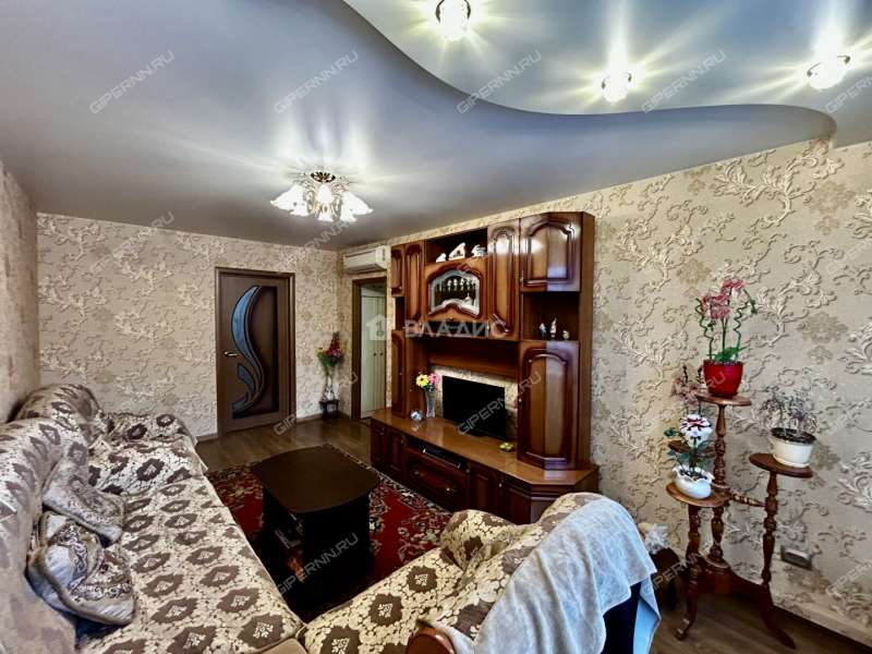 трёхкомнатная квартира на Заречном бульваре дом 9