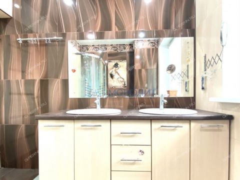 dom-rabochiy-poselok-reshetiha-volodarskiy-rayon фото