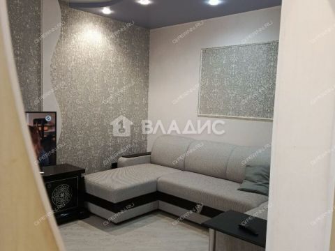 3-komnatnaya-ul-rodionova-d-39 фото