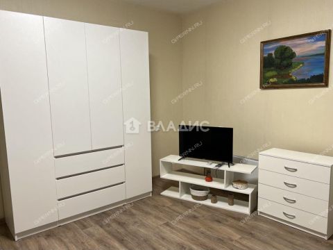 3-komnatnaya-ul-levoberezhnaya-d-5 фото