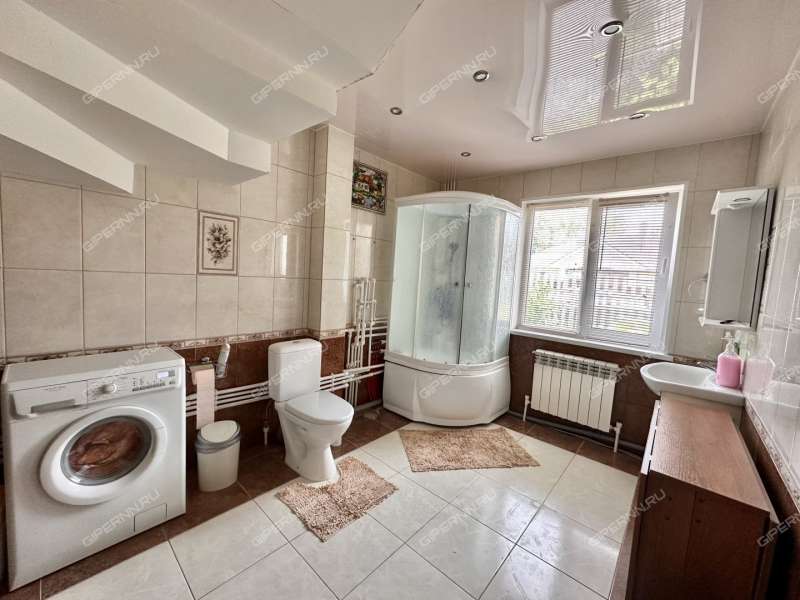 дом на Радужной улице посёлок Волжский