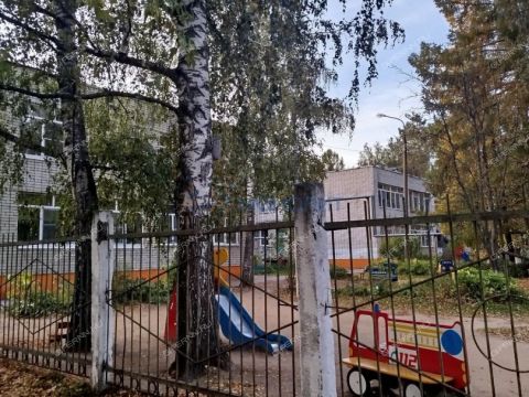 3-komnatnaya-ul-burevestnika-d-16 фото