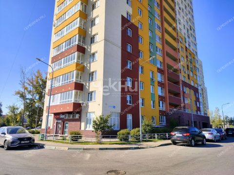 3-komnatnaya-ul-cvetochnaya-d-13 фото