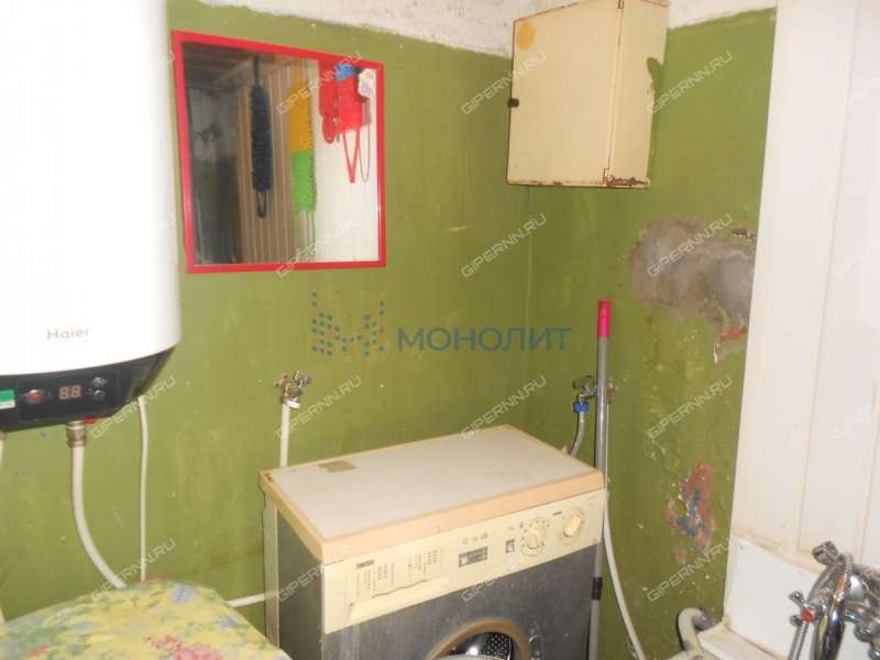 комната в доме 7/5 на улице Страж Революции