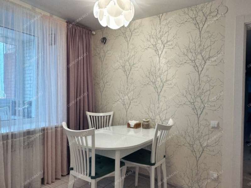 трёхкомнатная квартира на проспекте Циолковского дом 65 город Дзержинск