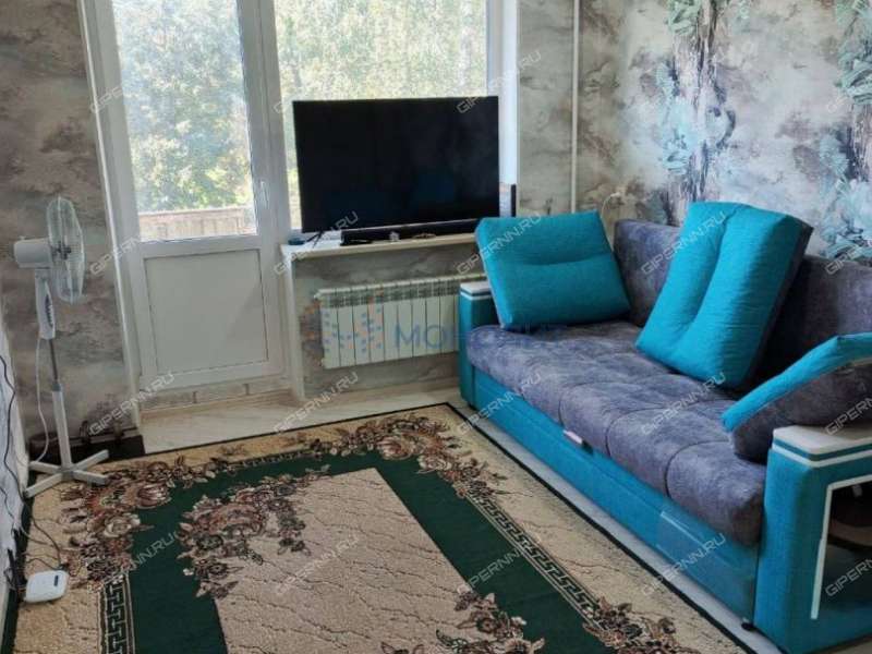 двухкомнатная квартира в 6-м микрорайоне дом 1