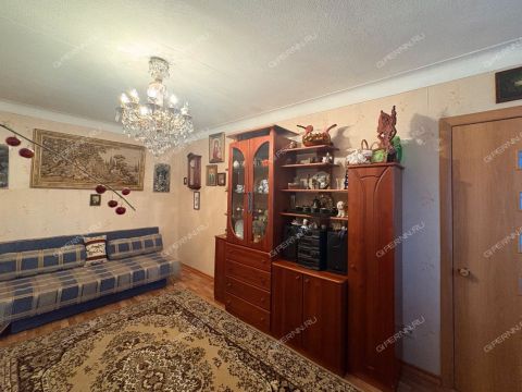 2-komnatnaya-ul-surikova-d-1 фото