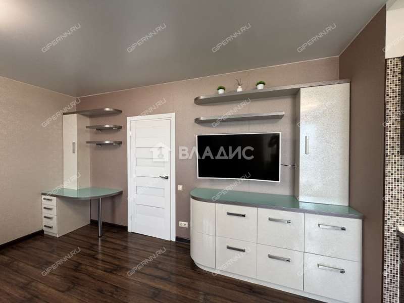 трёхкомнатная квартира на улице Родионова дом 192 к3