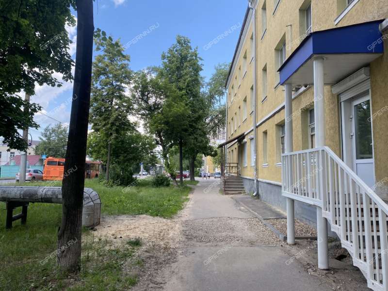 помещение под офис, недвижимость под салоны красоты на улице Июльских Дней