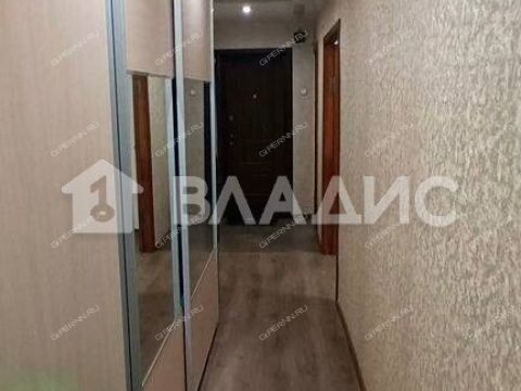 3-komnatnaya-ul-rodionova-d-180 фото