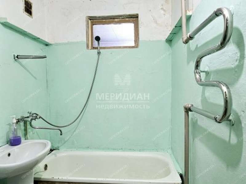 однокомнатная квартира на улице Чугунова дом 3 город Бор