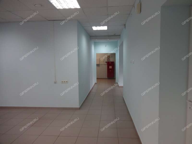 помещение под офис, торговую площадь на улице Белинского