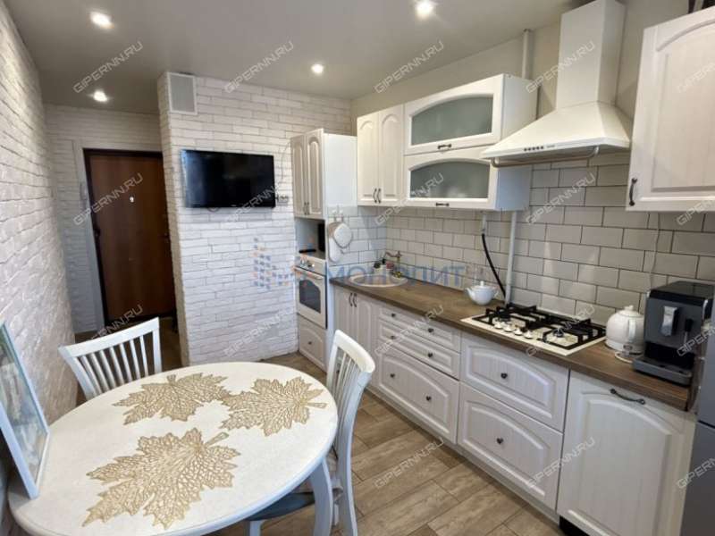 трёхкомнатная квартира на Гордеевской улице дом 64