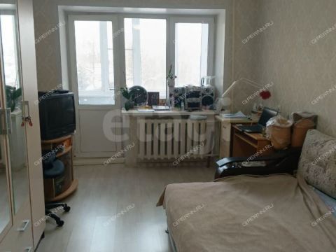 2-komnatnaya-ul-melnikova-pecherskogo-d-8 фото