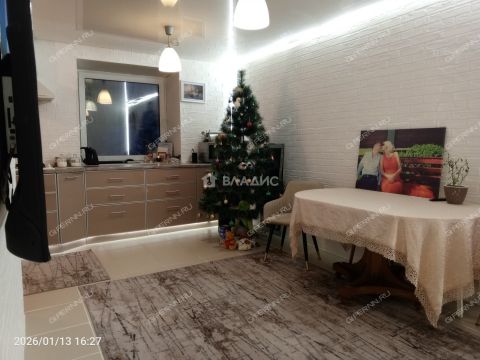 3-komnatnaya-ul-chernyahovskogo-d-5a фото