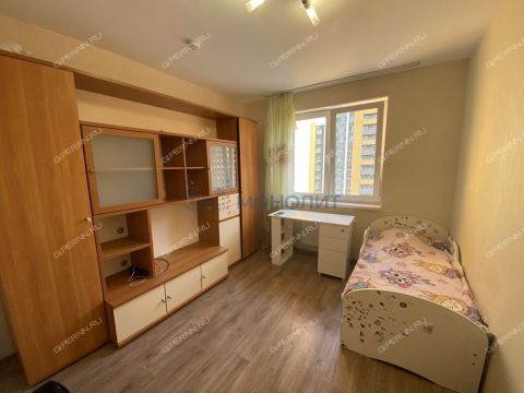2-komnatnaya-ul-romantikov-d-5 фото