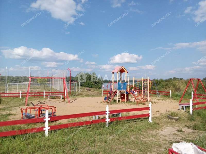 дом на улице Советская село Безводное